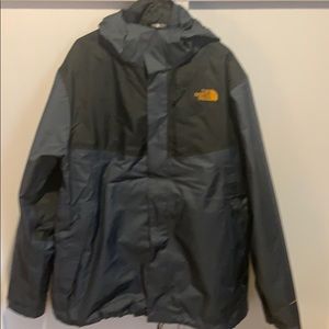 Men’s North Face jacket